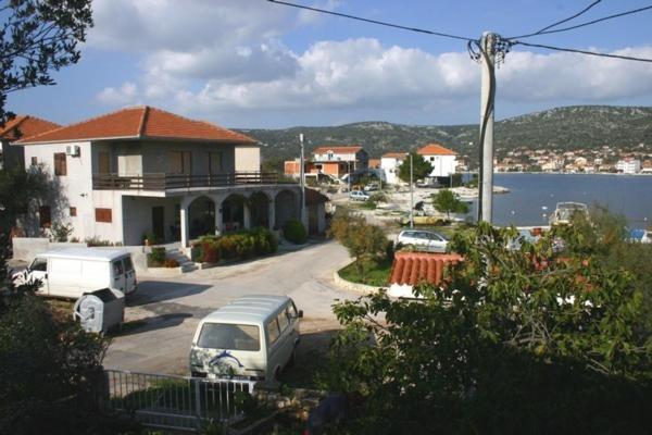 Apartments Ivan Orlic Vinisce Luaran gambar